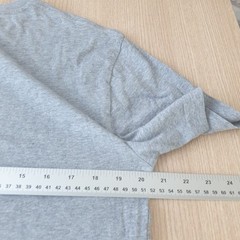 Gant T Shirt Mens Medium Grey Shield Logo Classic Preppy Casual Minimalist