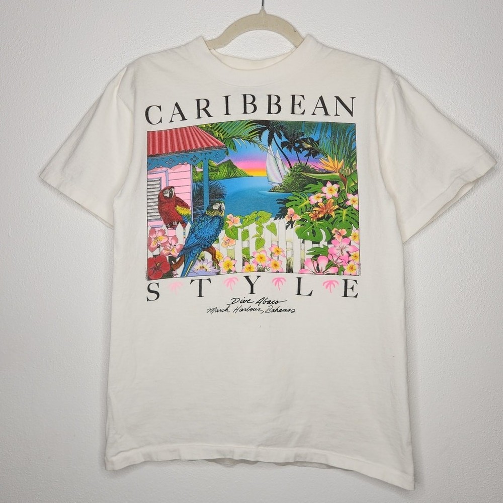 Vintage Caribbean Style Single Stitch All Sport Medium Nature Art Beach Coastal