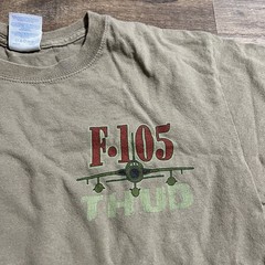 VTG F105 Thud Rolling Thunder Express Fighter Jet T-Shirt Adult S Small Military
