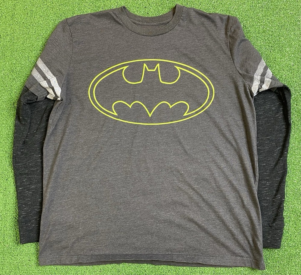 Batman T Shirt Mens Large DC Comics Superhero Raglan LongSleeve Bat Signal Y2K