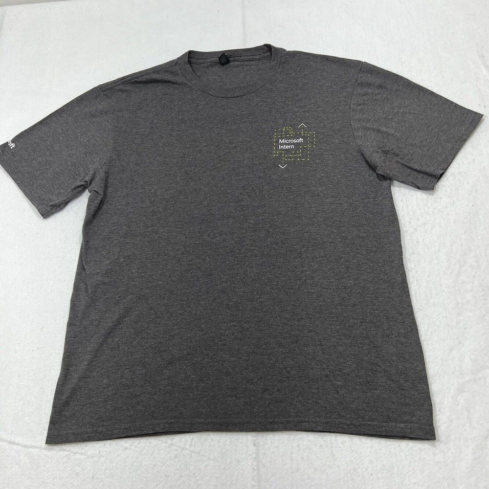 Microsoft Corporation Intern Men’s Large Gray Short Sleeve Graphic T Shirt