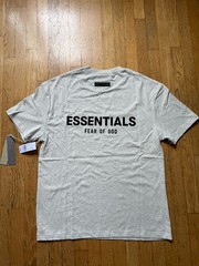 ** Essentials Men’s Light Oatmeal T-Shirt Size XS BNWT **
