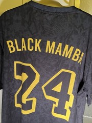 Kobe Bryant Black Mamba T Shirt #24 Large 48” Chest LA Lakers Basketball NWOT