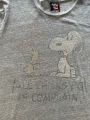 JUNK FOOD Snoopy “All Chicks Do Is Complain” Grey T Shirt Faded – Size Large (L)