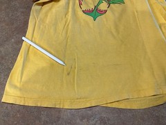 Vintage 1990s HOT TUNA AUSTRALIA Bright Yellow Surf Tee Shirt – Size L 42-44