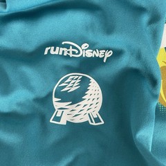 Run Disney 5k 2020 Award Shirt size large long sleeve