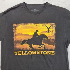 Yellowstone Shirt Mens Medium Classic TV Show Western Cowboy Horse Costner Adult