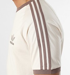 NEW MEN’S ADIDAS ORIGINALS 3-STRIPES CALIFORNIA TEE SHIRT ~SIZE XL #JN702