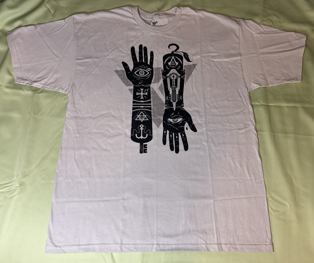 ASSASSIN’S CREED Shadows Hands Of Fate T-SHIRT Desmond Miles Video Game Art NEW