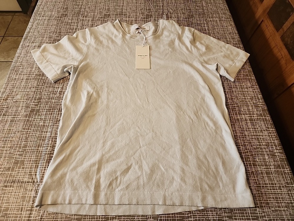 NWT $59 Kenneth Cole Pale Blue Super Soft Short Sleeve Shirt Men’s Large