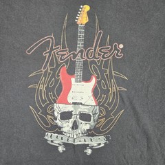 Vintage 90s Y2K Fender Guitars T-shirt Men’s Size XL Black Tribal Flames & Skull