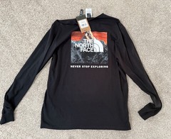 The North Face Men’s Long Sleeve Black T-Shirt Never Stop Exploring, Size L