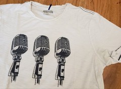 Kenneth Cole Reaction: 3 Vintage Style Microphones T-shirt White