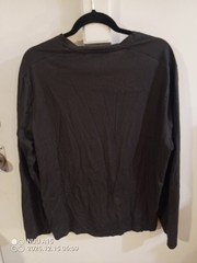 Murano Casual Long Sleeve Men’s V-neck Liquid Luxury Size XL