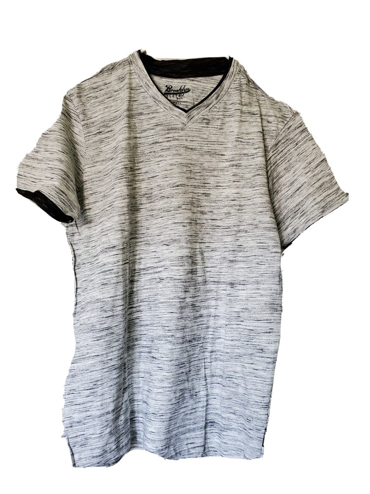 New Brooklyn Cloth Men’s Gray with Black & Gray Streaks – Size Small