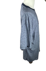 Champian Mens Shirt Two Xtra Large Appliqued Script Logo Easy Care Stretch Blue