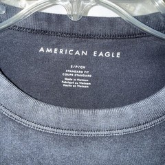 Men’s 4pc Shirt Bundle Size S- American Eagle – Vineyard Vines