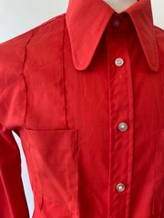Vintage mens 70’s EUROCHIC RED BEAGLE COLLAR SEAMED POLY/COTTON SHIRT 38″