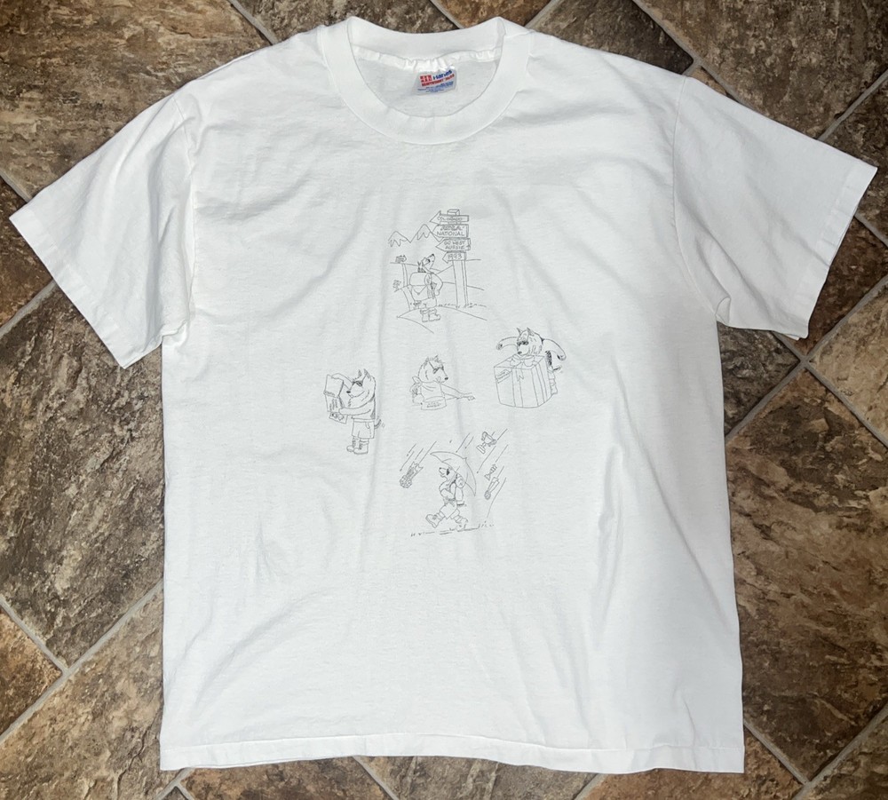 VTG Hanes Heavyweight 50/50 Crewneck Tee Cartoon Dog Hiking Single Stitch USA L