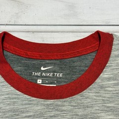 Nike T-Shirt Mens Medium Grey Red Georgia Bulldogs NCAA Dri-FIT 637586-09D