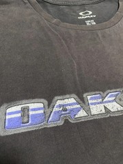 Vintage OAKLEY 2x big logo T-shirt size M