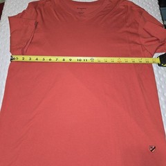 Cremieux Men’s V-Neck T-Shirt Red Short Sleeve Size Medium Stretch Cotton