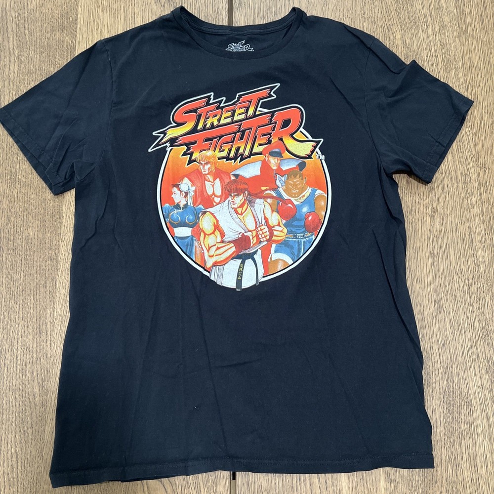 Men’s Street Fighter Graphic Tee Size Medium Video Game T-shirt Sz Large