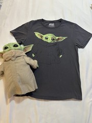 Baby Yoda T Shirt Small Size 34-36 & 12 Inch Baby Yoda Star Wars The Mandalorian