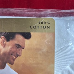 VTG Hanes Men White Crew Neck T-Shirts Tagless Comfortsoft 3-Pack Medium NEW NOS