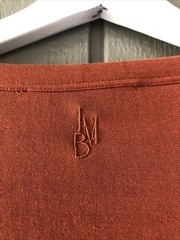 I’m Brian Mens T Shirt Rust Orange Made in Italy 55% Rayon Tee Size XL Quality!!