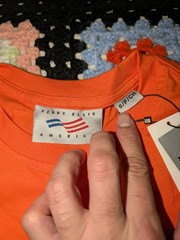 Perry Ellis America T Shirt Orange Size Small New