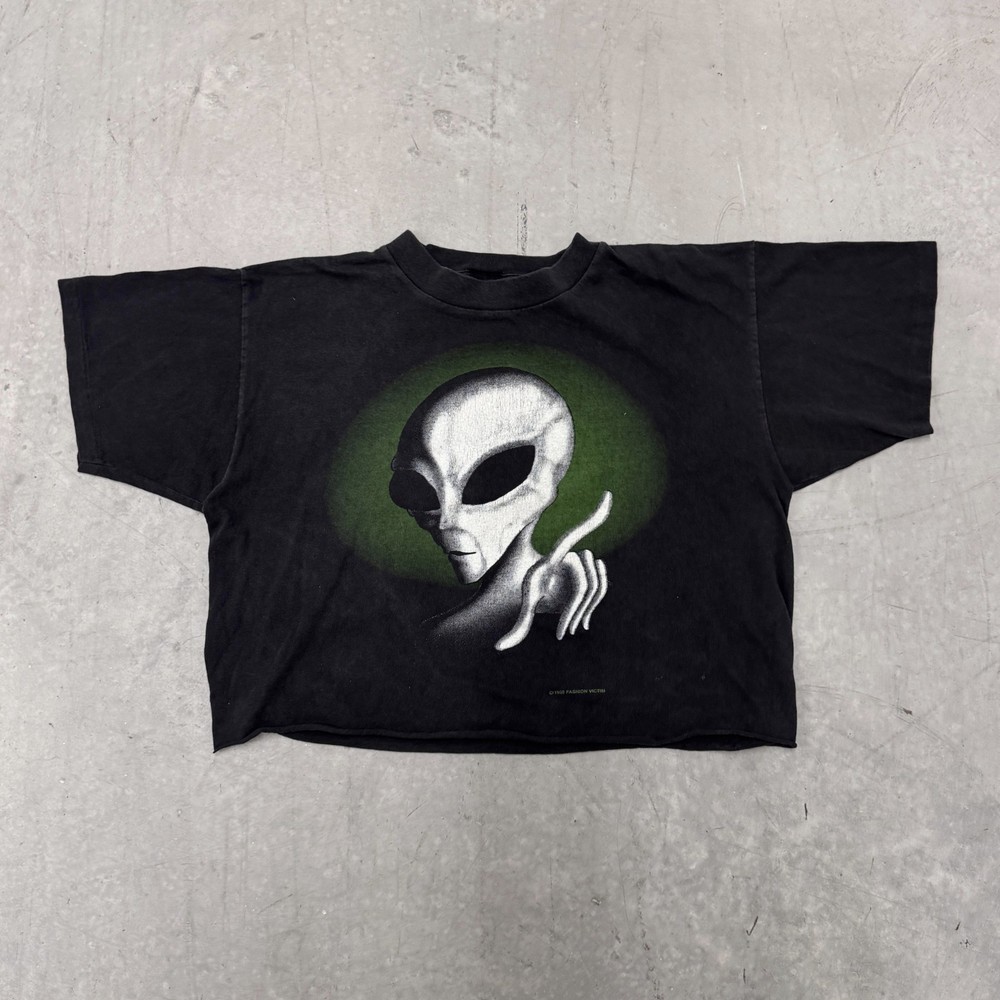 Fashion Victim Alien Point Shirt Large 1995 Single Stitch Glow in the Dark Faded