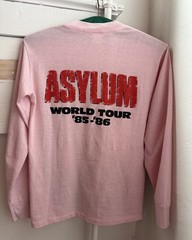 Rare Vintage 1980s KISS ‘Slave Girl’ Pink Longsleeve Tour Tee – Fits Women’s S