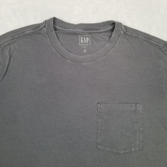 GAP Unisex Gray Basic Pocket T-Shirt Size Small Faded Design Classic Comfort