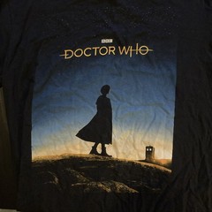 Doctor Who BBC 2018 Black T-shirt Size XL Titan Sunset w/ Silhouette