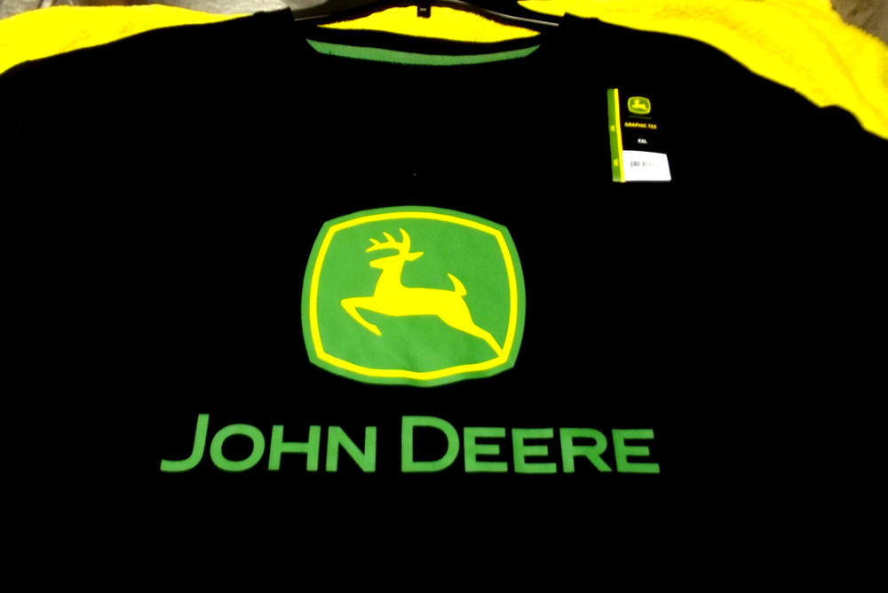 John Deere Black Tee T-SHIRT Logo MEN Size 2XL NEW L@@K