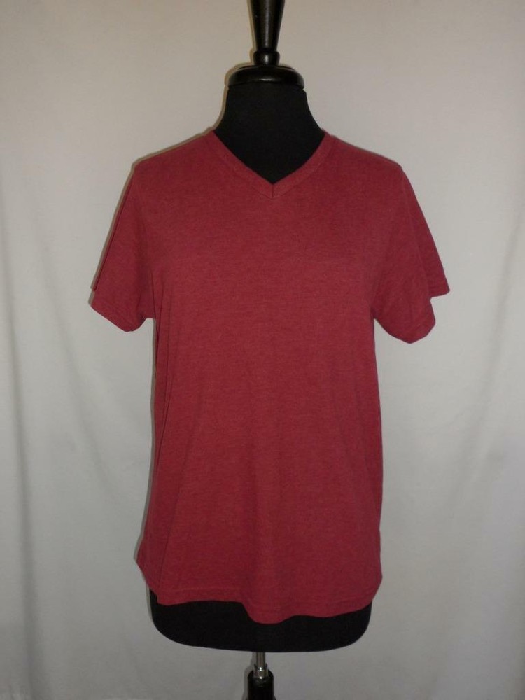 Mens V-Neck T-Shirt Medium Maroon Basic Tee Cactus Brand Soft Short Sleeve NWOT