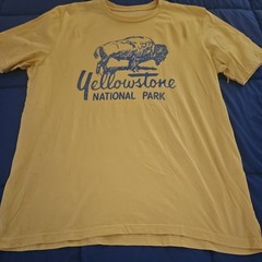 MENS YELLOWSTONE NATIONAL PARK T SHIRT SIZE XL