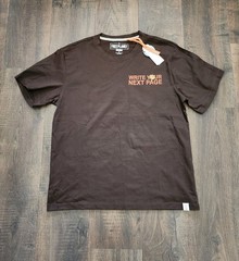 Free Planet Men’s Graphic Logo T-Shirt Brown Cotton Knit Crew Relaxed Fit M