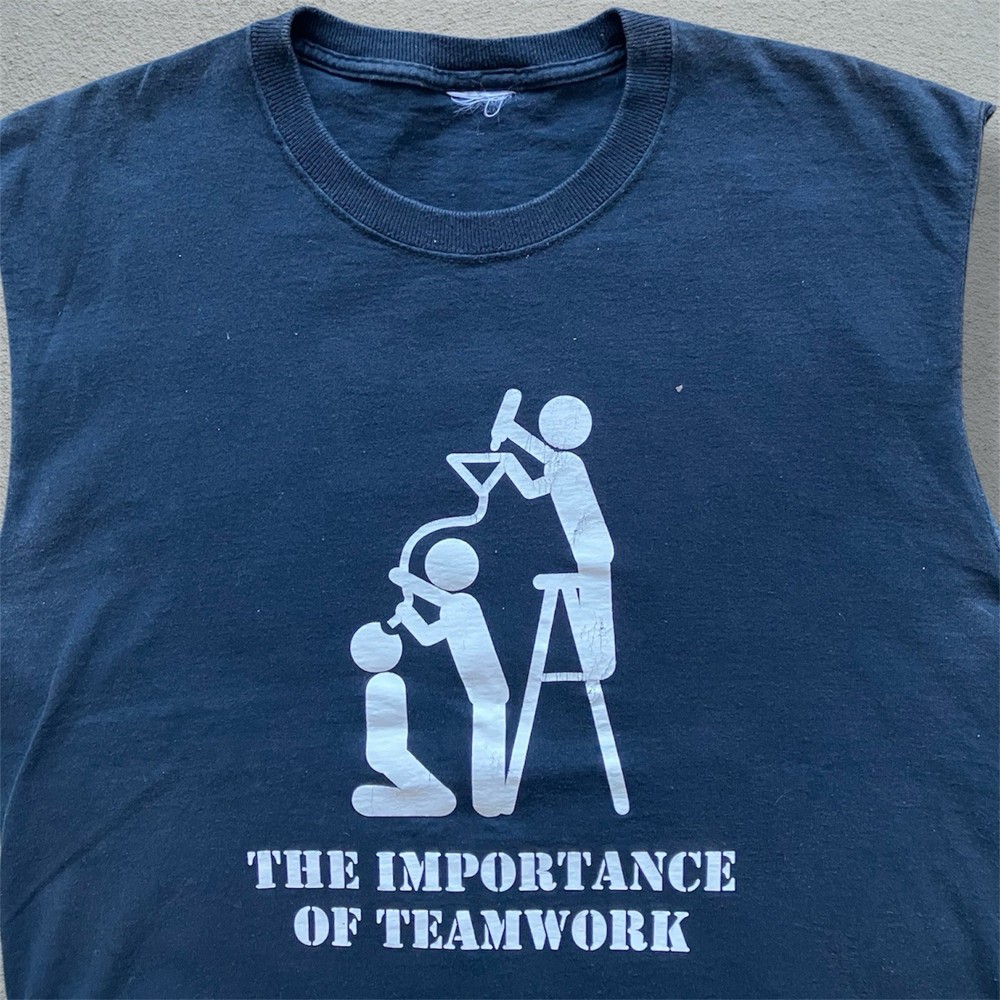 Vintage Y2K Humor Cut Off Tee Shirt Funny Comedy Party Beer Team Work VTG 90s