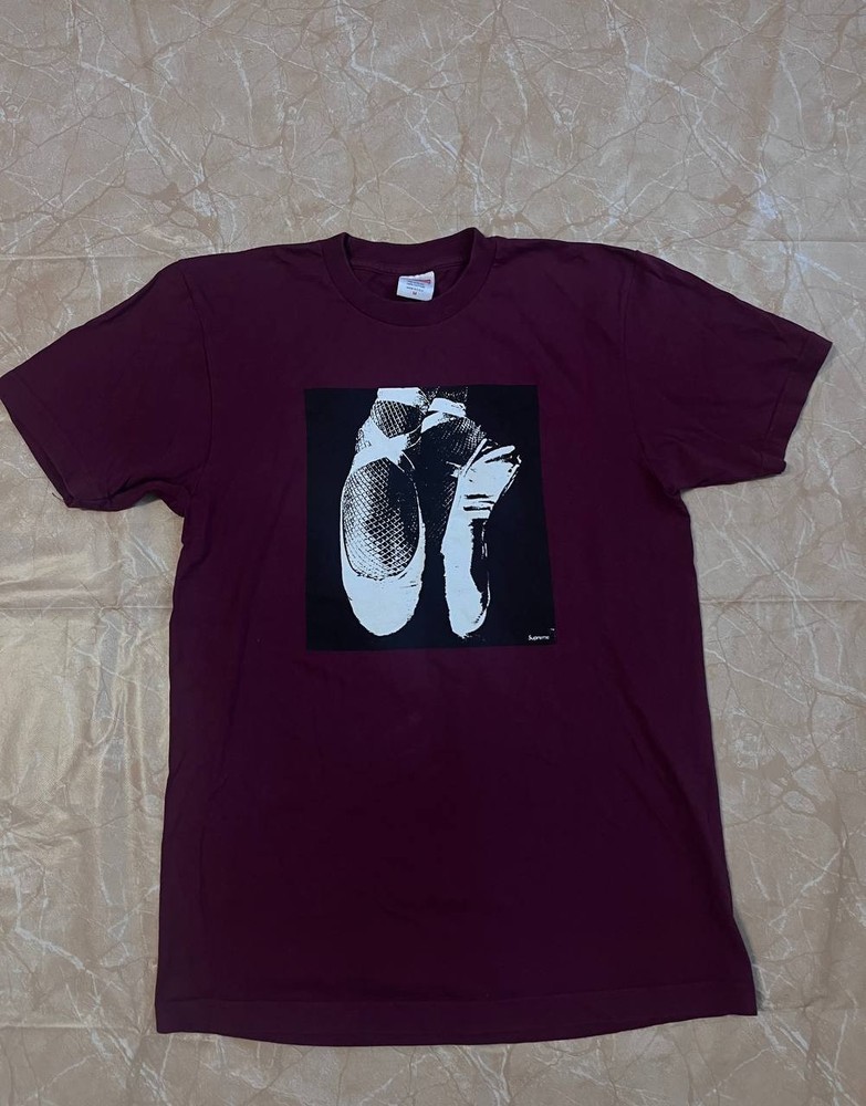 Supreme Ballet Tee Burgundy FW22 Graphic T-Shirt Men’s Size M Maroon Authentic