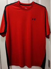 Under Armour UA Red and Black Short Sleeve Shirt Running, Workout Exercise XL GC