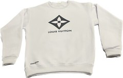 Sweater Long Sleeve/ Amazing Quality/ 3D Design. In Black And White All Sizes.