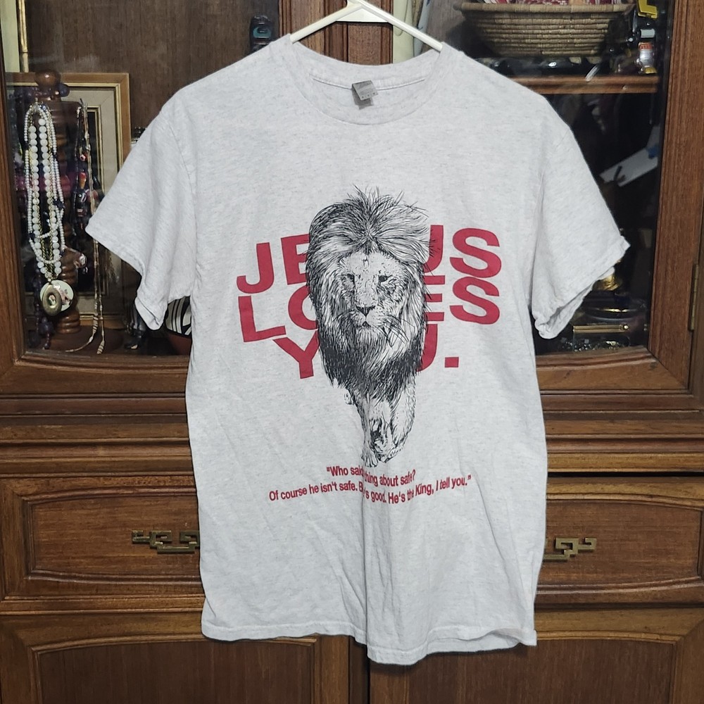 Jesus Loves You Graphic Tee Lion Christ Yahweh Sz M Gospel Christian T-Shirt