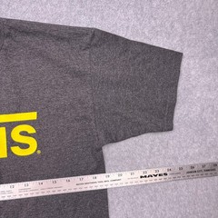 Vans T-Shirt Men’s Medium Tight Collar Gray Short Sleeve Crew Neck