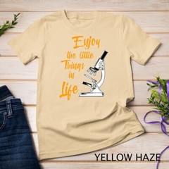 Biologist Microscope Laboratory – Funny Biology Pun Unisex T-shirt