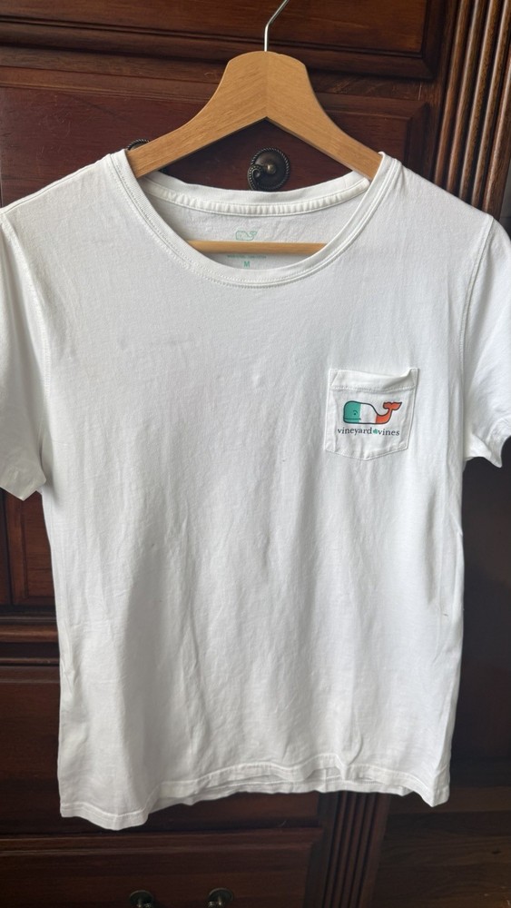 Vineyard Vines St. Patrick’s Day White Whale Logo Pocket Tee Regular Fit