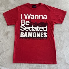 The Ramones T-Shirt ‘I Wanna Be Sedated’ Graphic Band Tee Size Medium