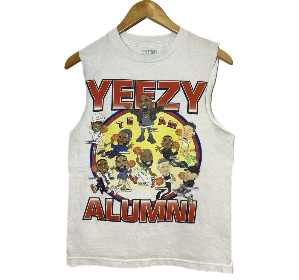 Chinatown Market Team YEEZY Alumni Graphic Men’s White Shirt Size Small