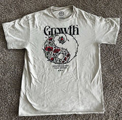DOM Growth Floral Yin Yang Skull Graphic T-Shirt Mens L White Cotton Crew Neck